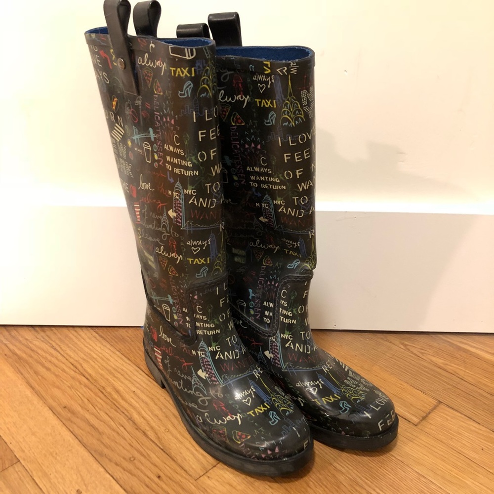 DKNY Rain Boots